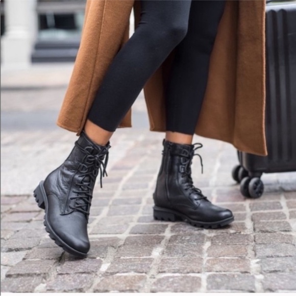 SOREL Phoenix Lace-Up Waterproof Combat Boots size - Picture 2 of 16